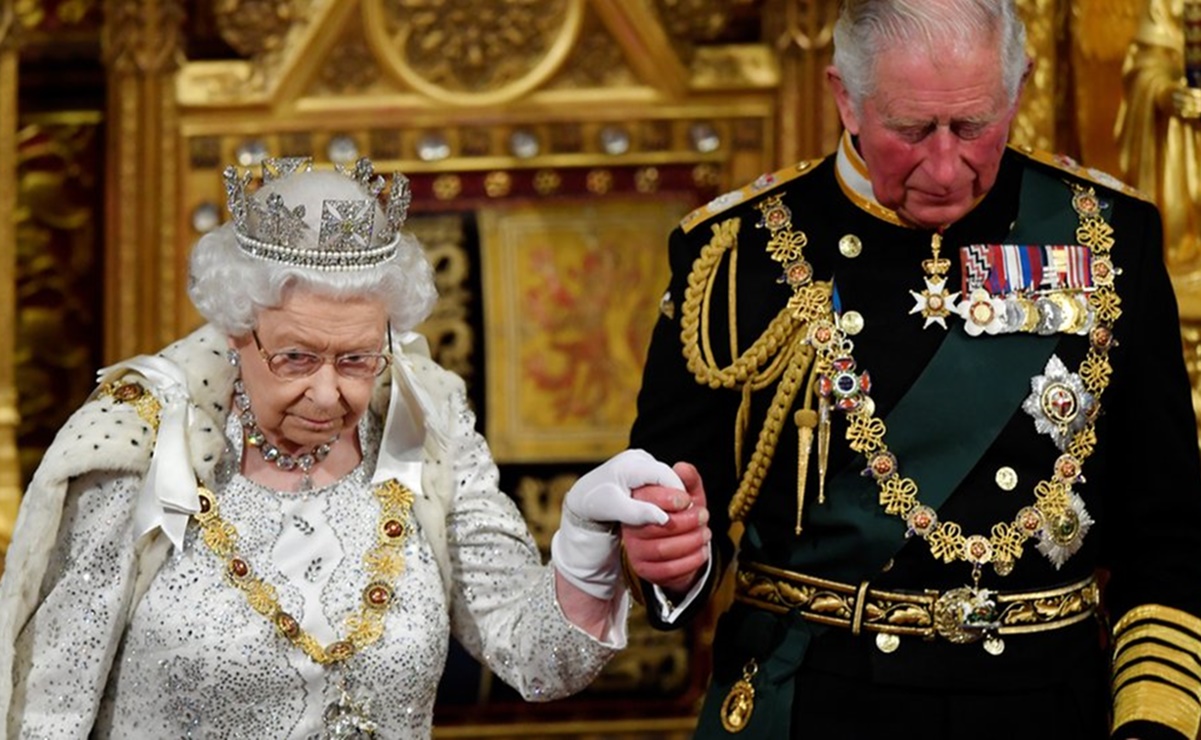 El príncipe Carlos agradece a Isabel II por 70 años de servicio