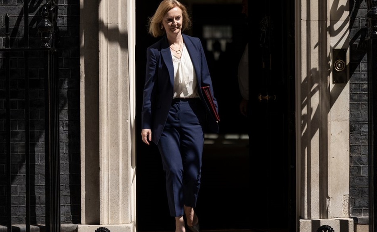 Quién es Liz Truss, la nueva primera ministra de Reino Unido que "caminará directo hacia el huracán"
