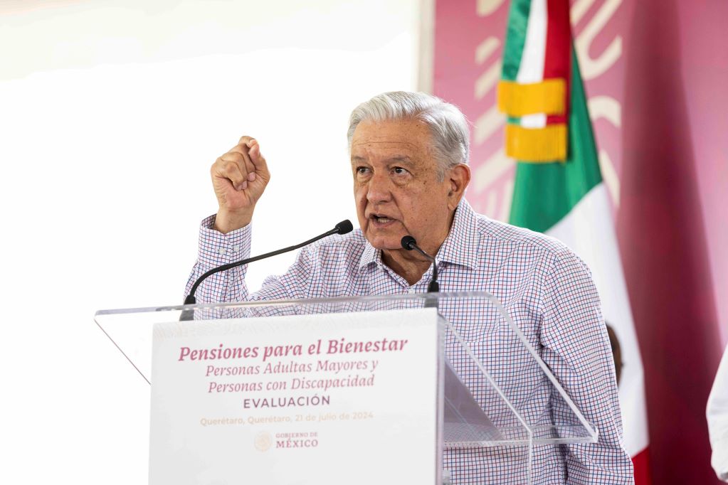 No volveremos a ser colonia de ningún país, dice AMLO desde Querétaro