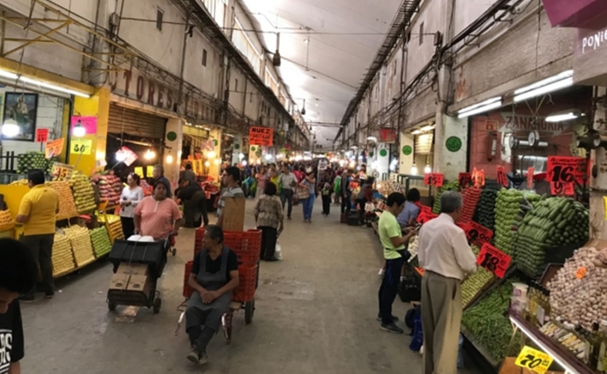 Comerciantes reportan baja de 57% en sus ventas en Nuevo León