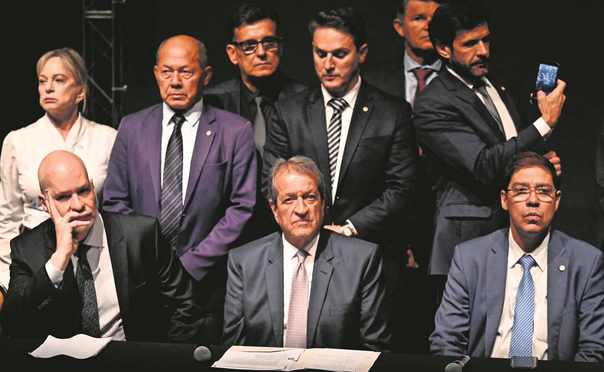Juez rechaza anular comicios en Brasil e impone multa millonaria 
