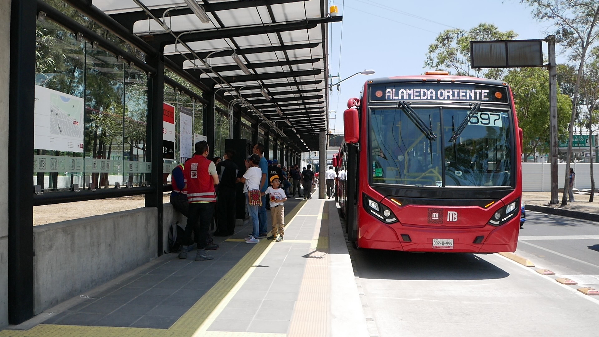 El Metrobús cumple 19 años de servicio: conoce algunos datos de su operación