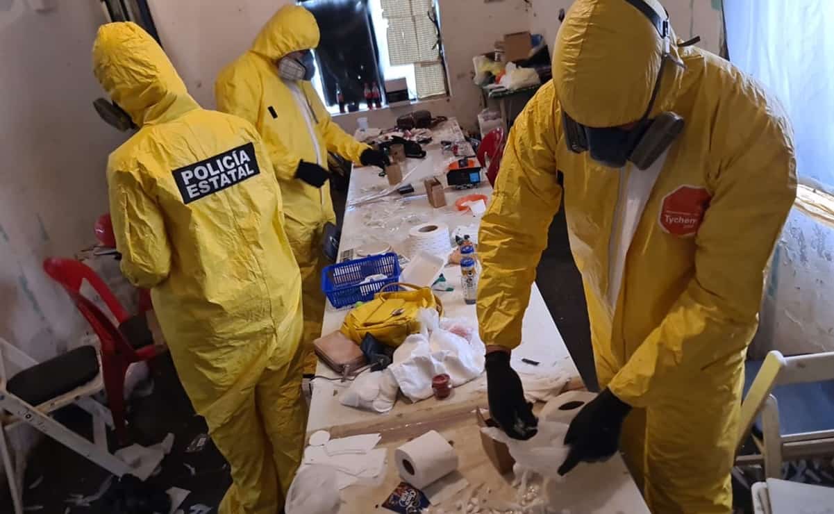 Aseguran presunto laboratorio clandestino para drogas sintéticas en Sinaloa