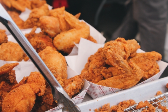 Envían pedido de pollo frito al espacio en Nuevo León