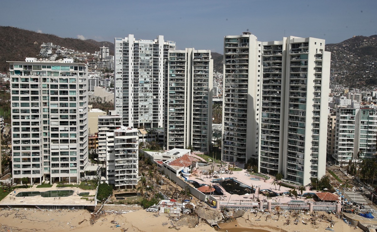 Un recuento desde las alturas; Acapulco empieza a despertar de la catástrofe