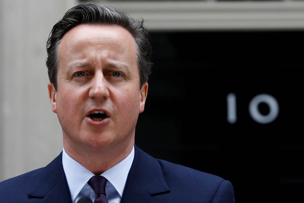 Cameron conserva a principales ministros en nuevo gobierno