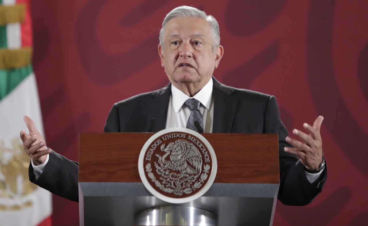 Ordenan a AMLO informar causas de la renuncia de Medina Mora