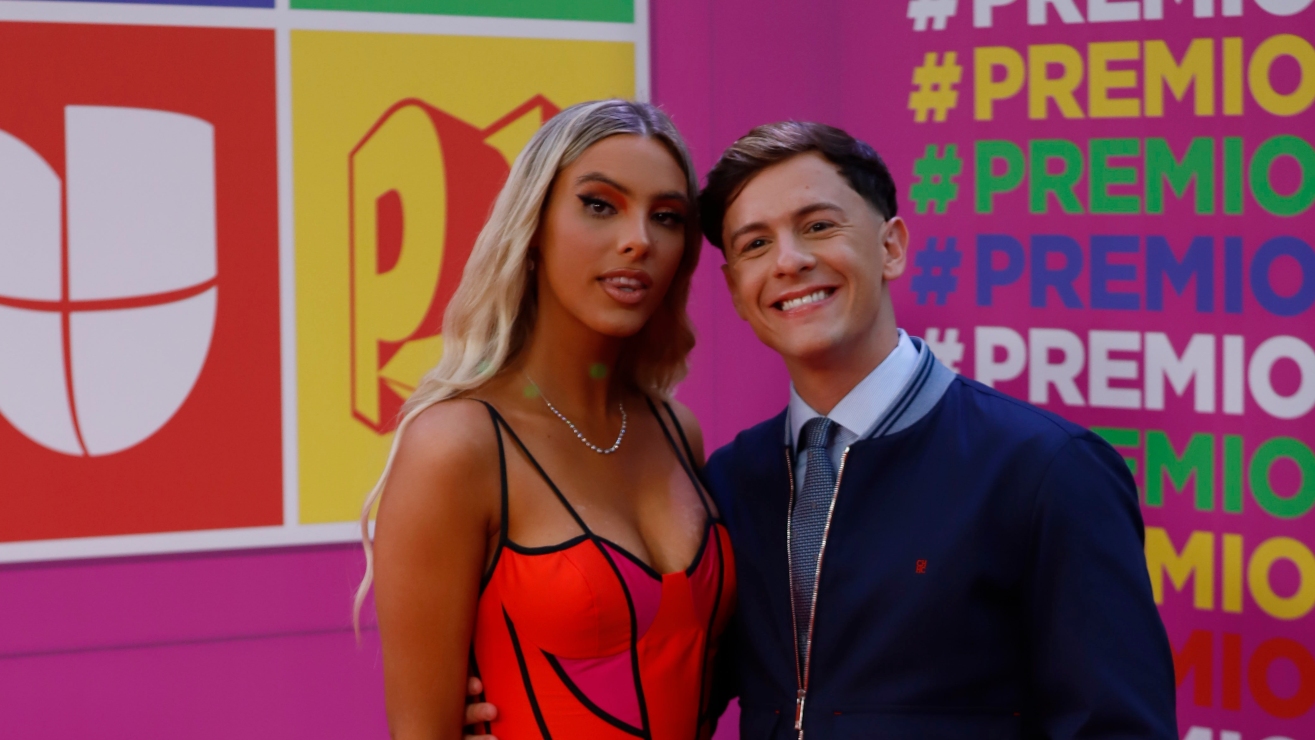 Lele Pons y Guaynaa se comprometen y Paris Hilton será su dama de honor