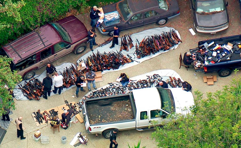 Encuentran un arsenal de mil armas en mansión de Los Ángeles