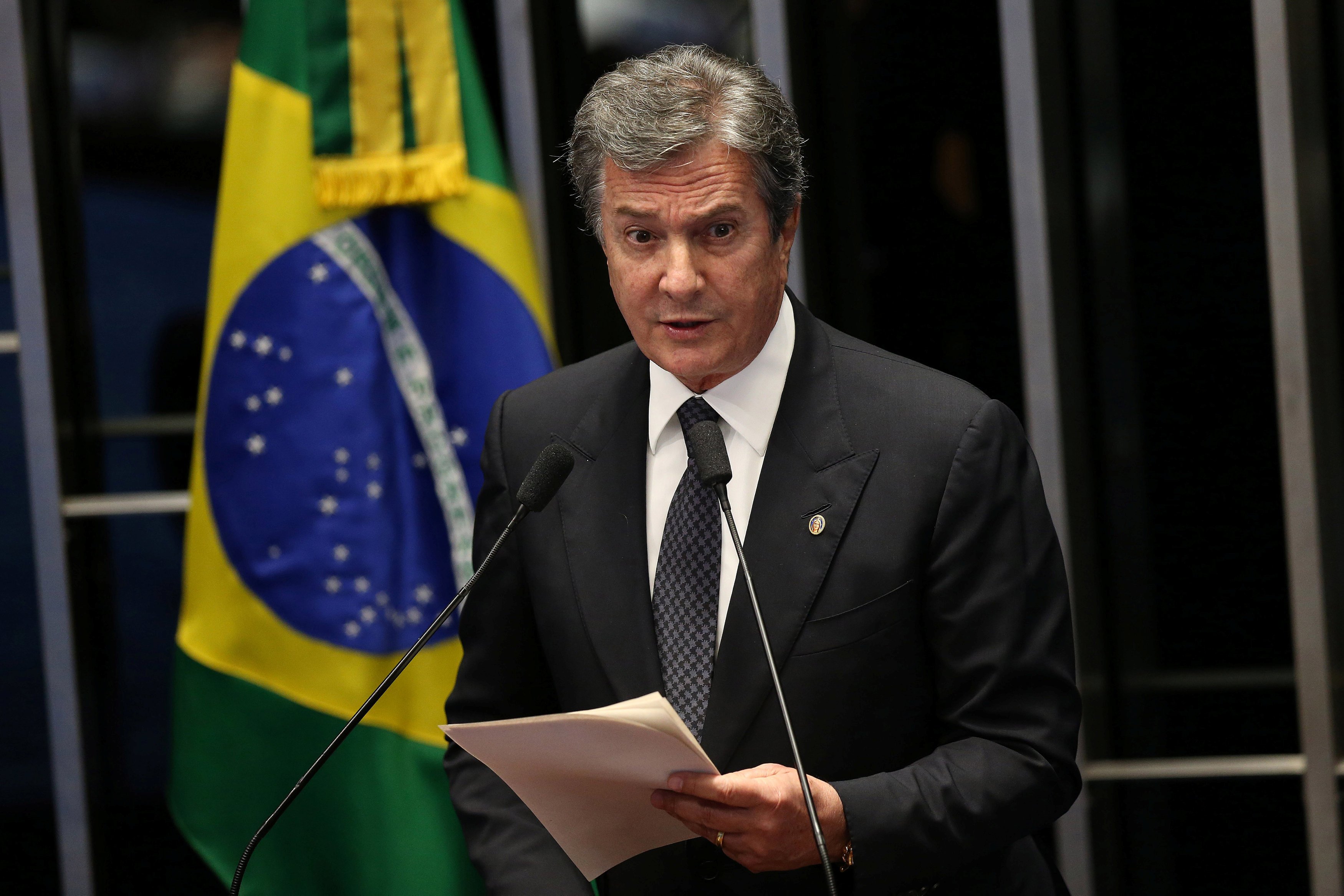 Expresidente destituido Fernando Collor votó contra Dilma Rousseff