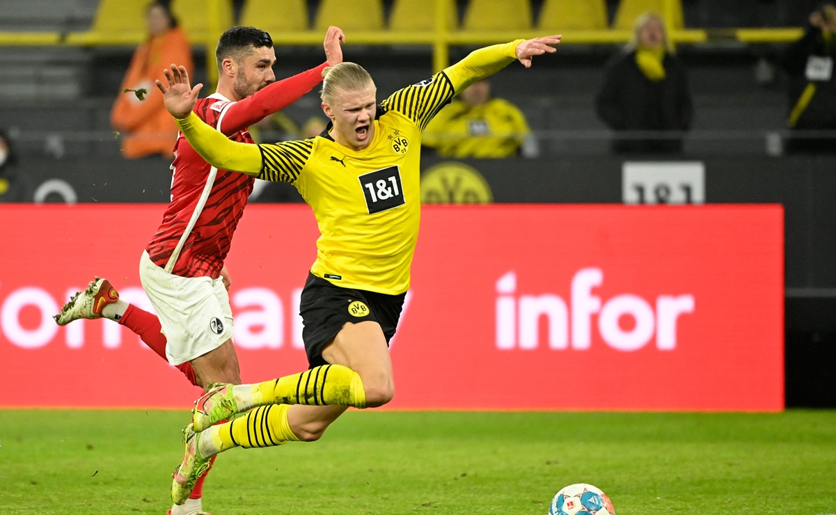 Erling Haaland explota con el Borussia Dortmund por presionarlo sobre su futuro