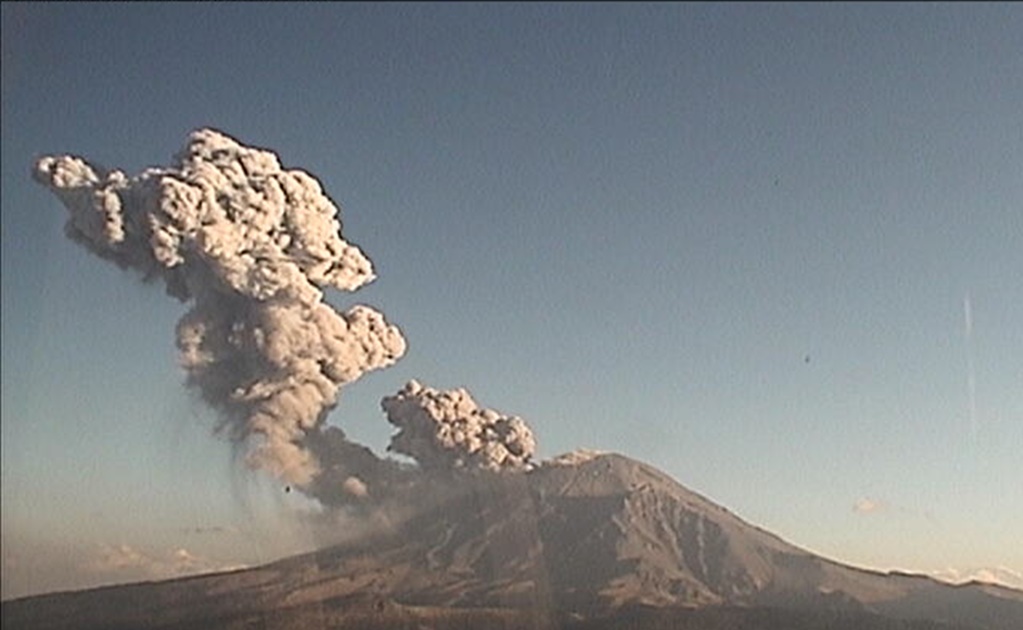 Popocatépetl emite 200 exhalaciones en las últimas 24 horas