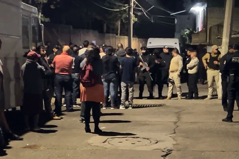 Persecución y balacera en Toluca deja una persona muerta y otra lesionada