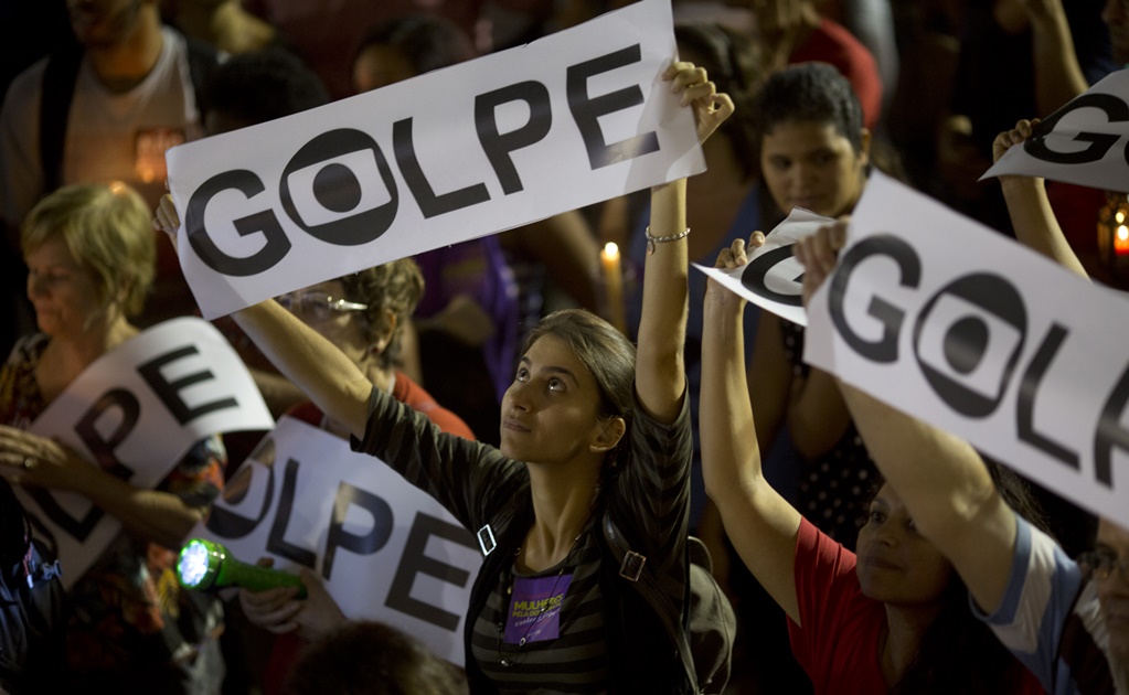 Protestan por proceso contra Dilma Rousseff 