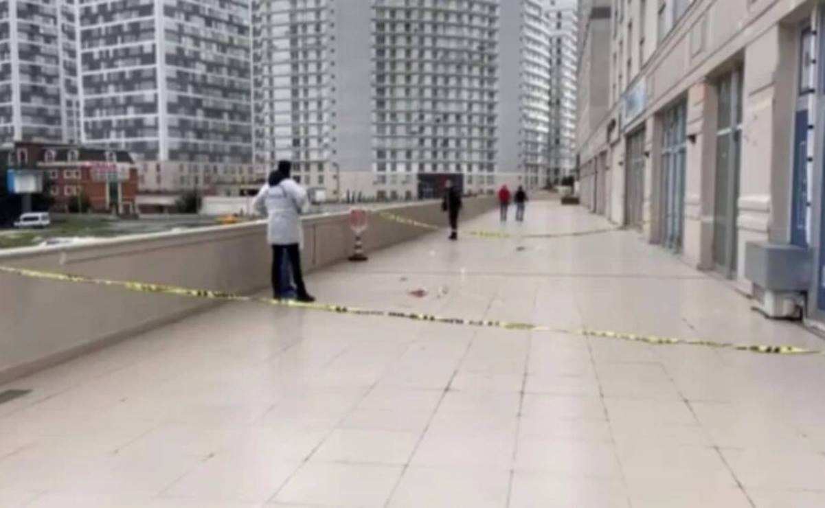 Joven muere tras caer desde un piso 12; intentaba "salvar" su teléfono en Turquía 