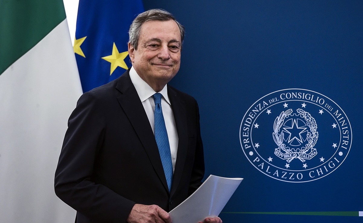 Mario Draghi: renuncia primer ministro italiano en medio de crisis política
