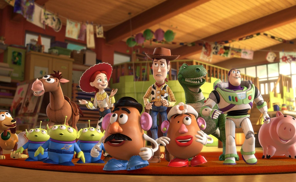 Stephany Folsom será guionista de "Toy story 4"