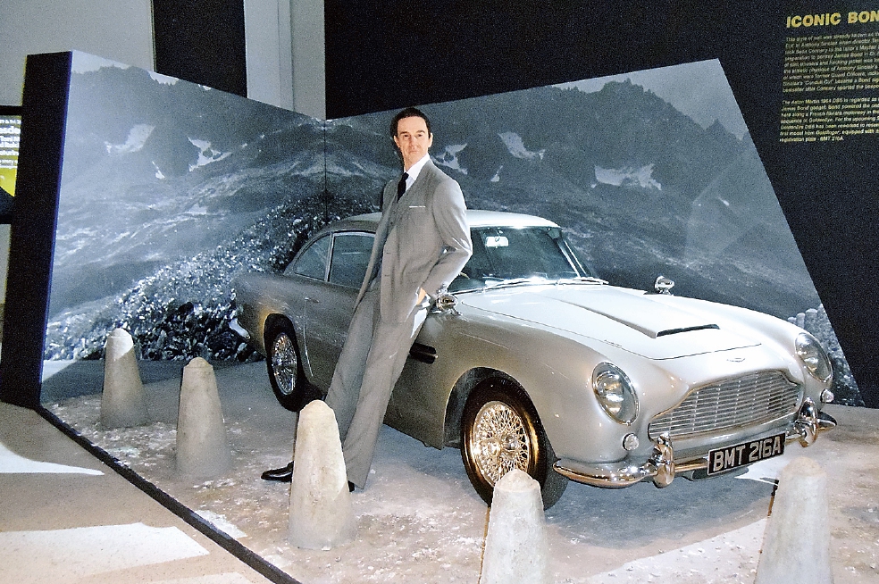 La expo 'Diseñando 007' llegará a México con el estreno de "Spectre"