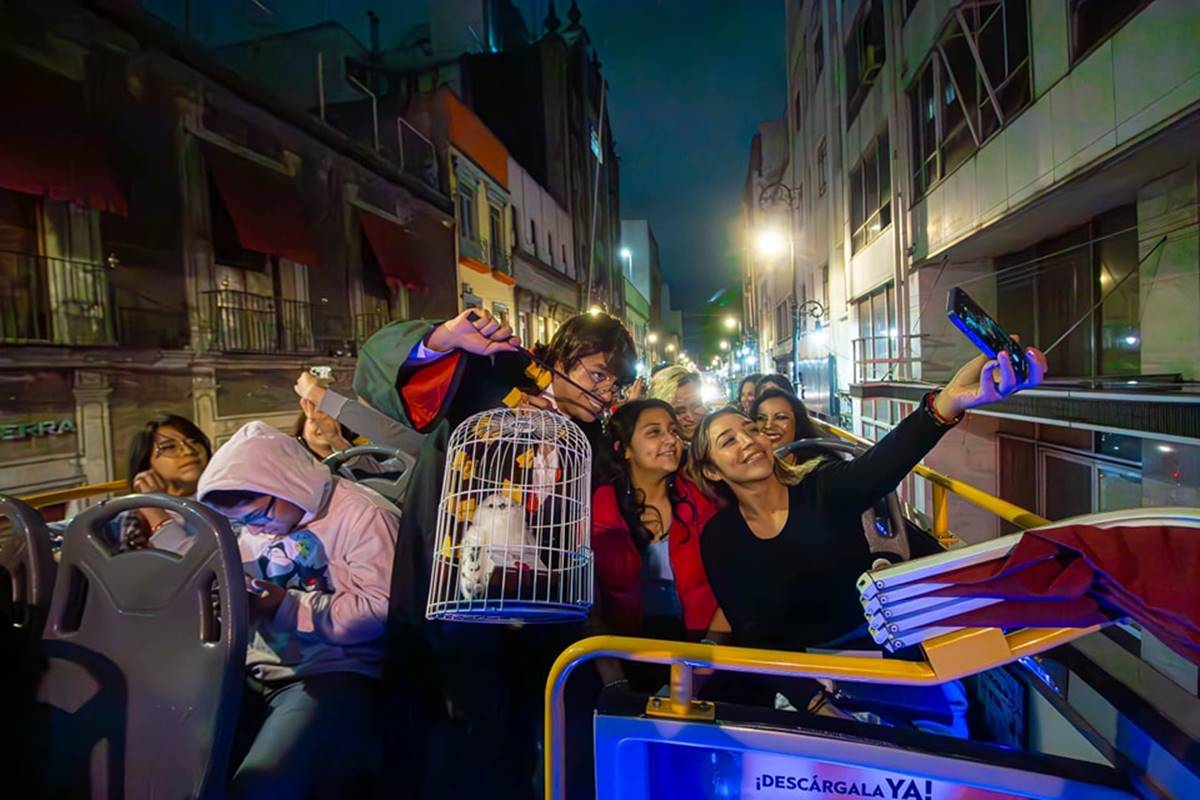 Hay paseo temático de Harry Potter a bordo del Turibús, en CDMX