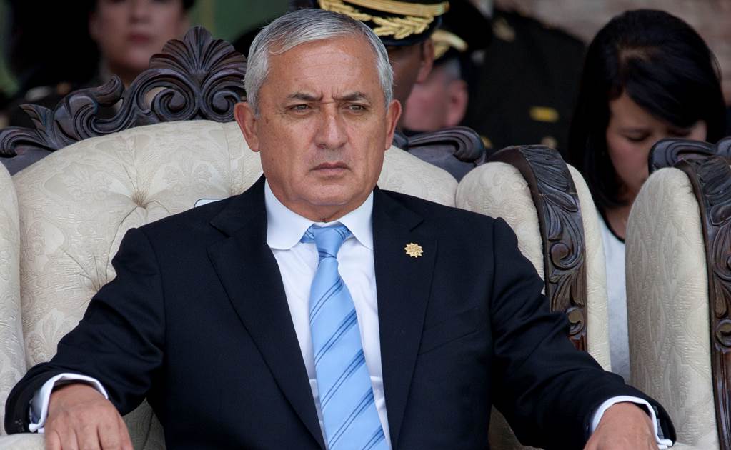 Presidente de Guatemala no renuncia; pide paciencia