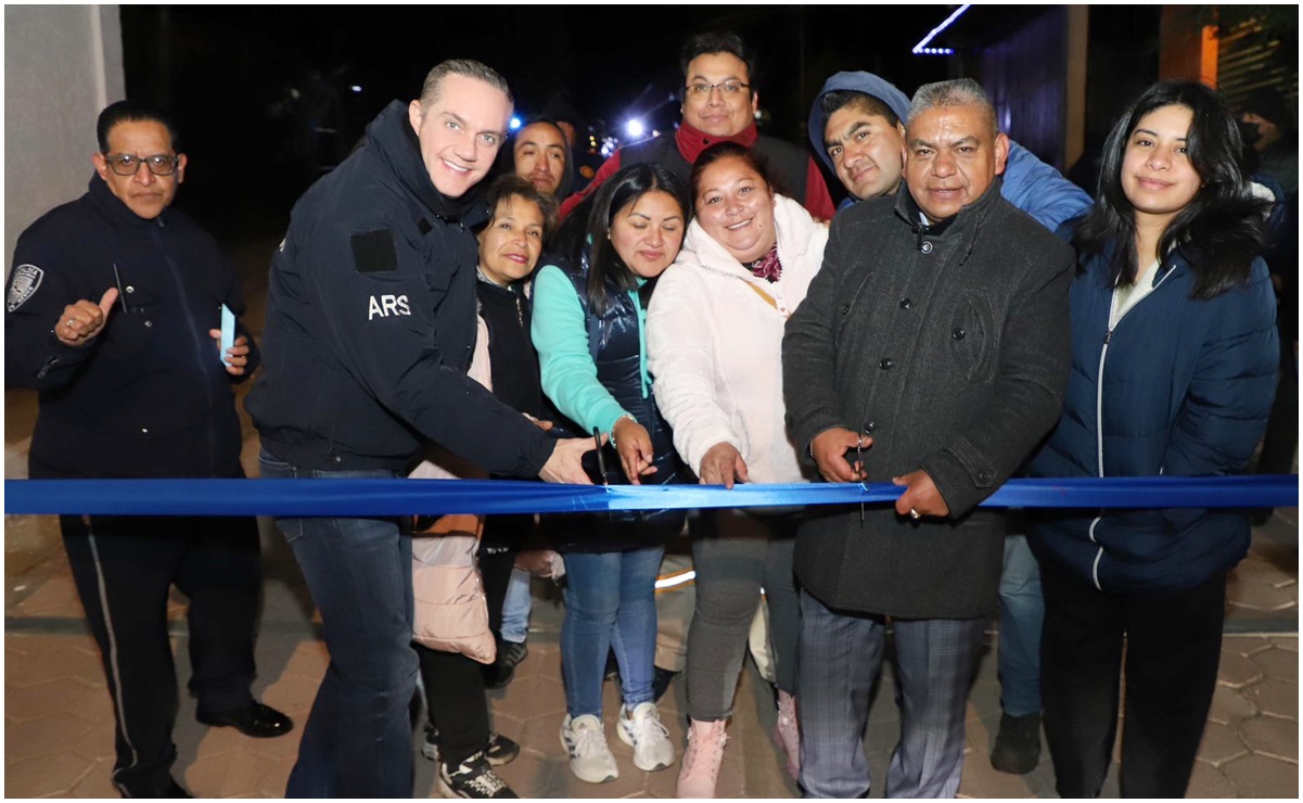 Rubalcava inaugura calle Puerto las Cruces en Cuajimalpa; inversión supera el millón de pesos