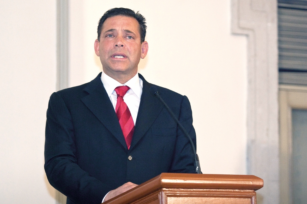 Eugenio Hernández buscó evitar detención