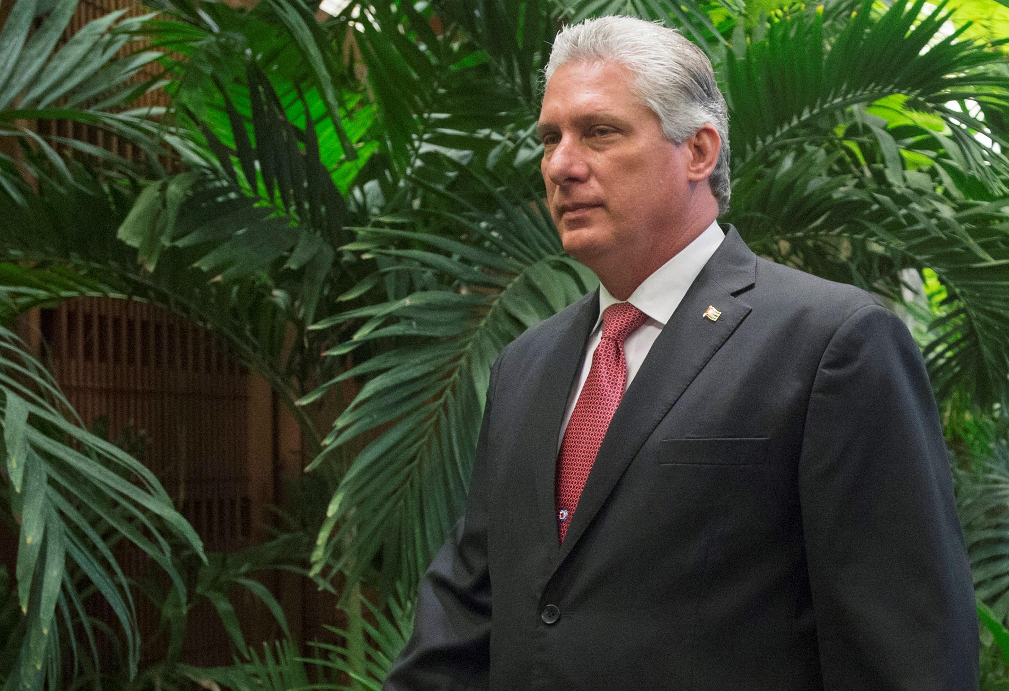 EU pide a Díaz-Canel "escuchar" al pueblo cubano y acabar con "represión"