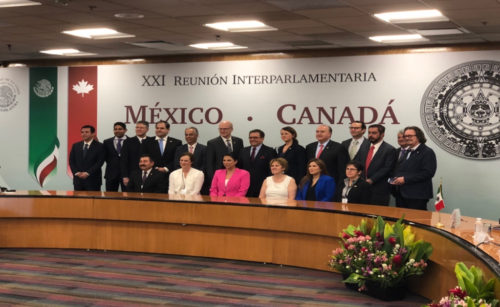 Mexican and Canadian parliamentarians gather in Mexico City