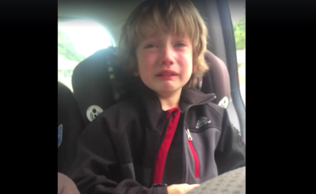 VIDEO. Niño llora por daño al medio ambiente 