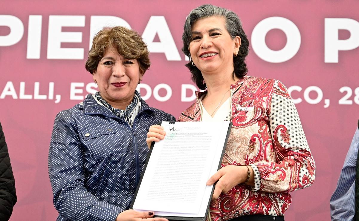 Delfina Gómez ha entregado en nueve meses 2 mil 700 títulos de propiedad a pobladores del Edomex