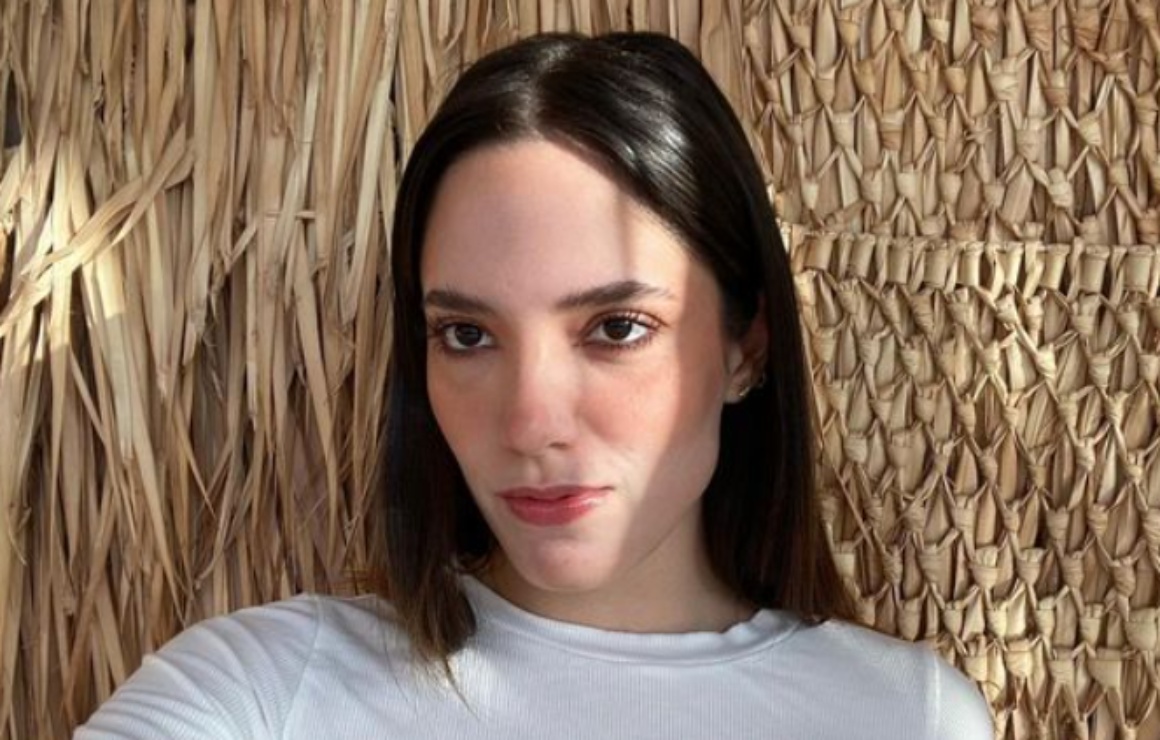 América, hija de Alejandro Fernández, sorprende con un suéter 'roto' de 10 mil pesos