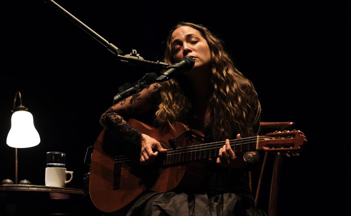 Natalia Lafourcade ofrece velada íntima, abierta y transformadora en el Auditorio Nacional