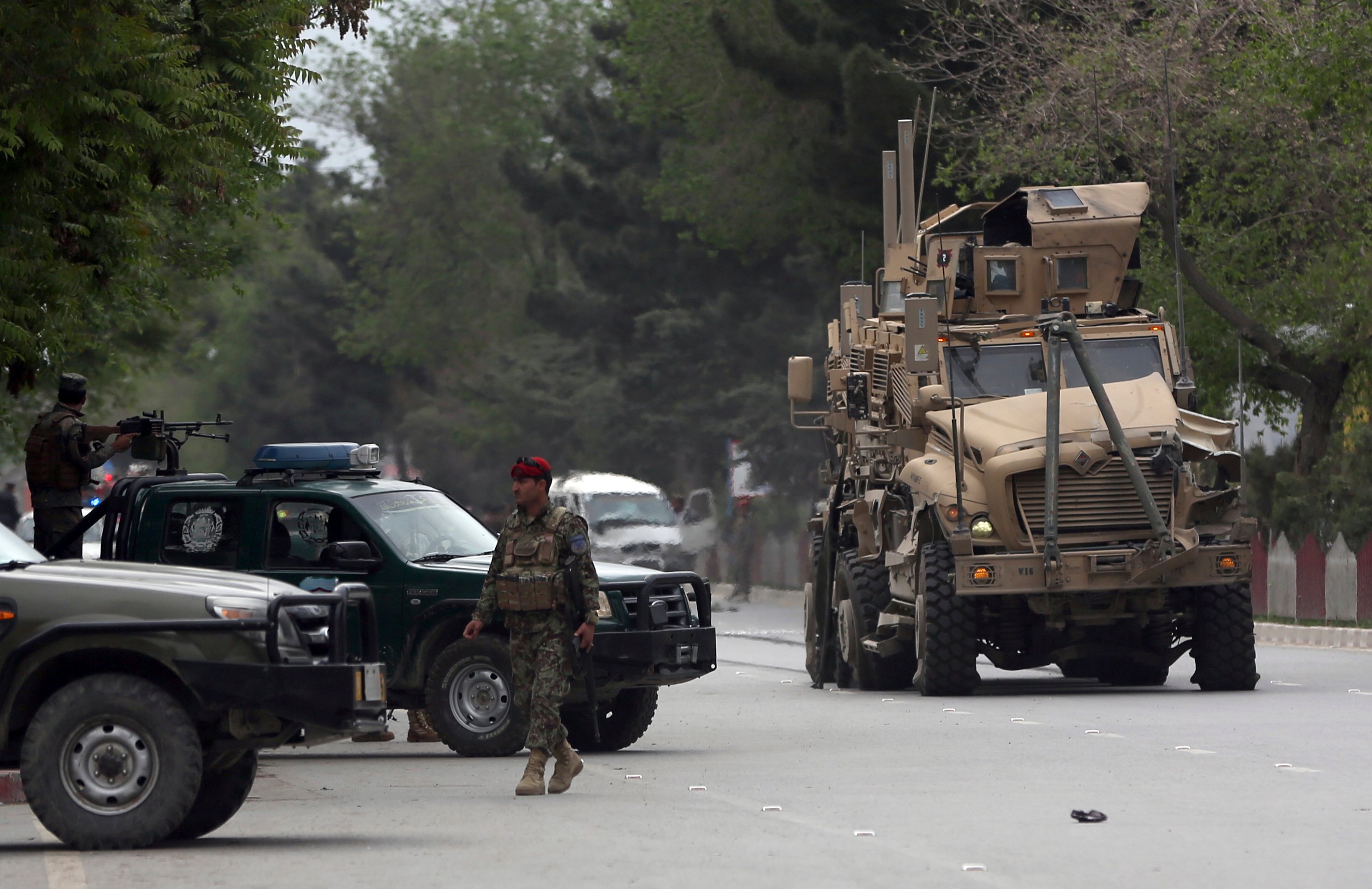 Cuatro muertos y 22 heridos en atentado suicida en Kabul