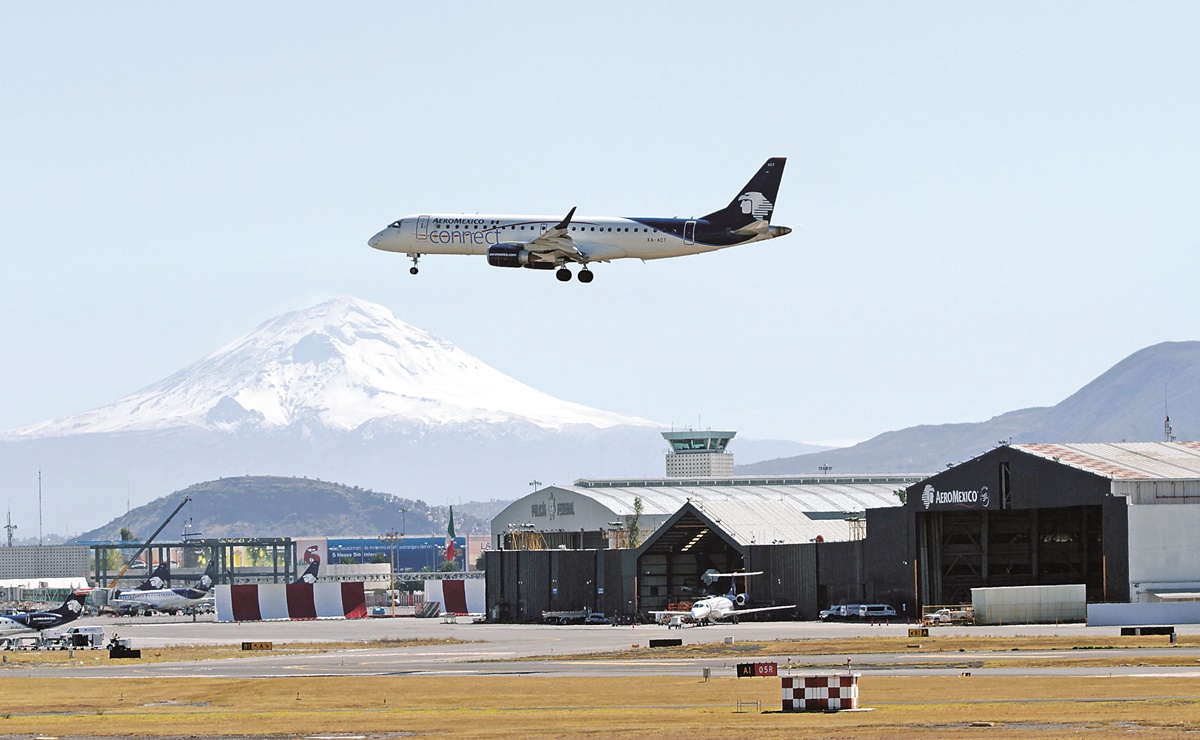 Cómo viajar en avión por primera vez en México 