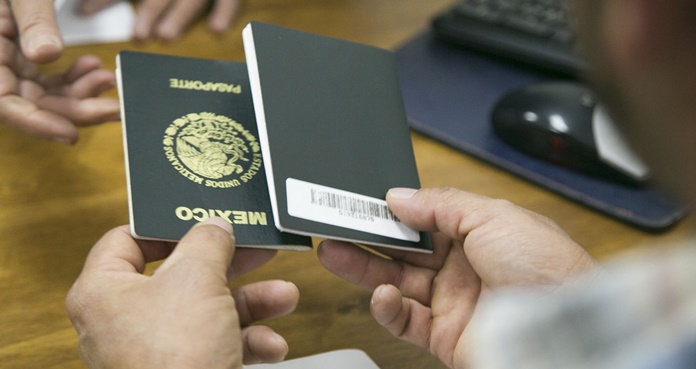 ¿Quién puede obtener el 50% de descuento al tramitar el pasaporte?