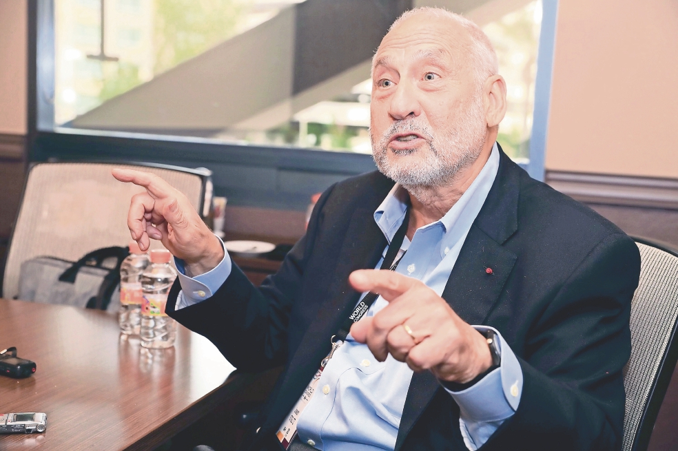 “No es tan malo ser populista”, dice Stiglitz