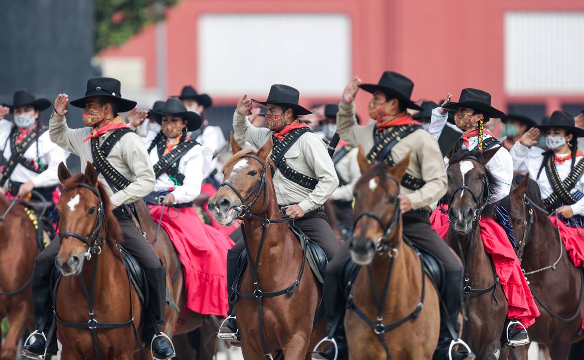 Metrobús modifica horario de servicio por el Desfile de la Revolución Mexicana