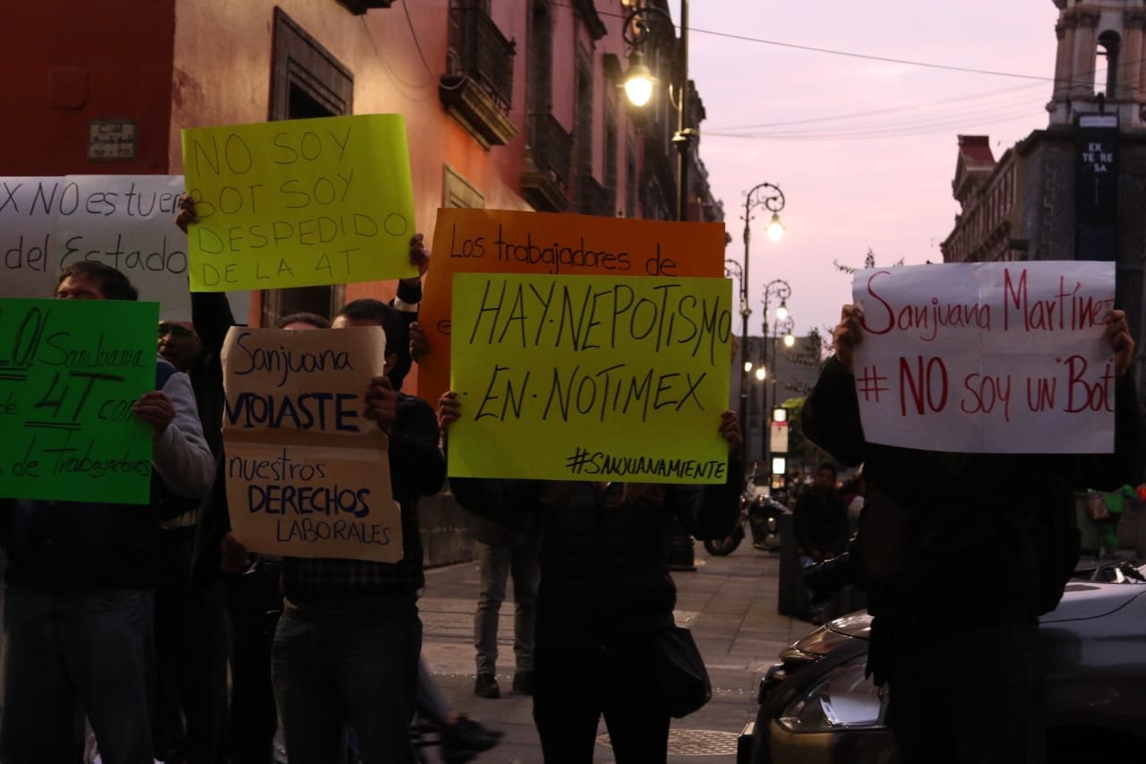 Despedidos de Notimex piden a AMLO renuncia de Sanjuana Martínez