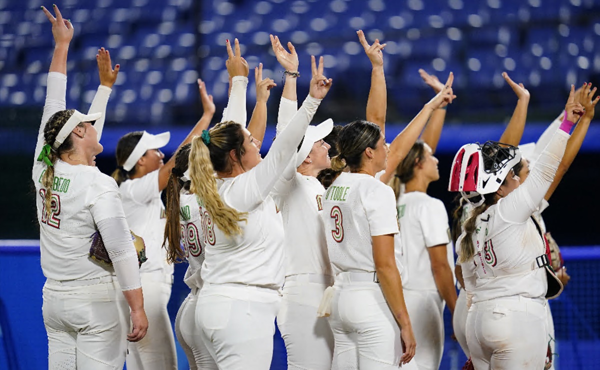 Tokio 2020. Acusan a jugadoras mexicanas de softbol de tirar uniformes a la basura