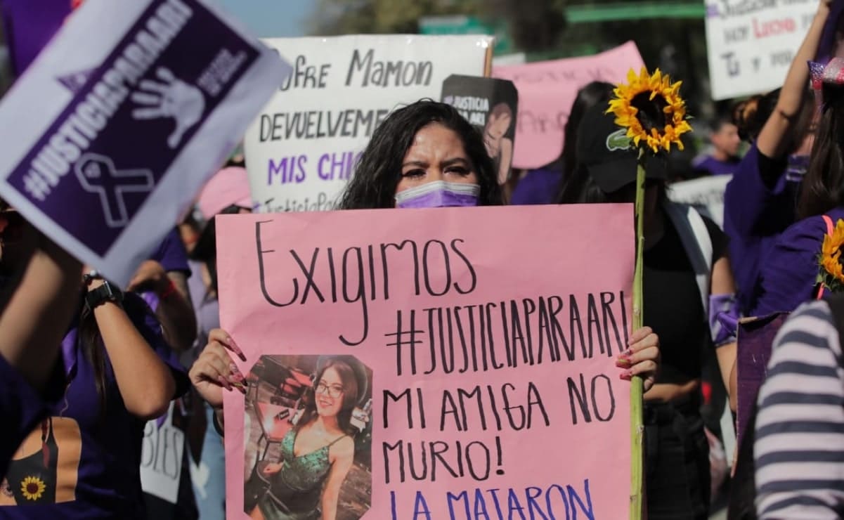 ¡Ni una más! Con marcha, exigen justicia por el feminicidio de Ariadna Fernanda