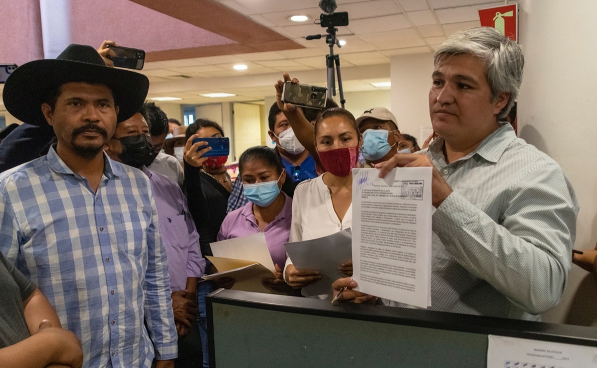 Proponen al abogado de los padres de los 43 normalistas para Fiscal de Guerrero