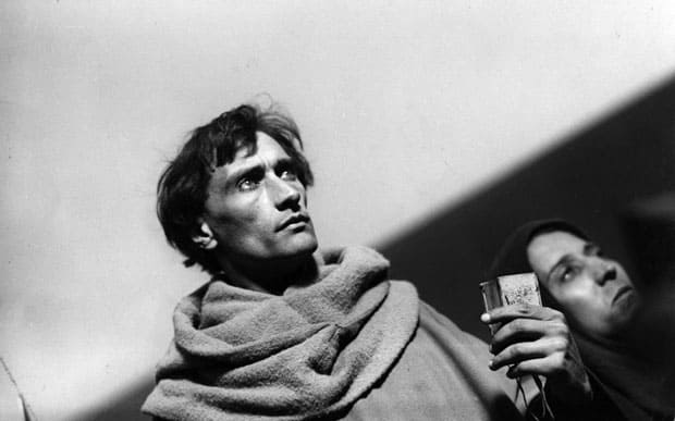 Antonin Artaud y el “Bluff surrealista”