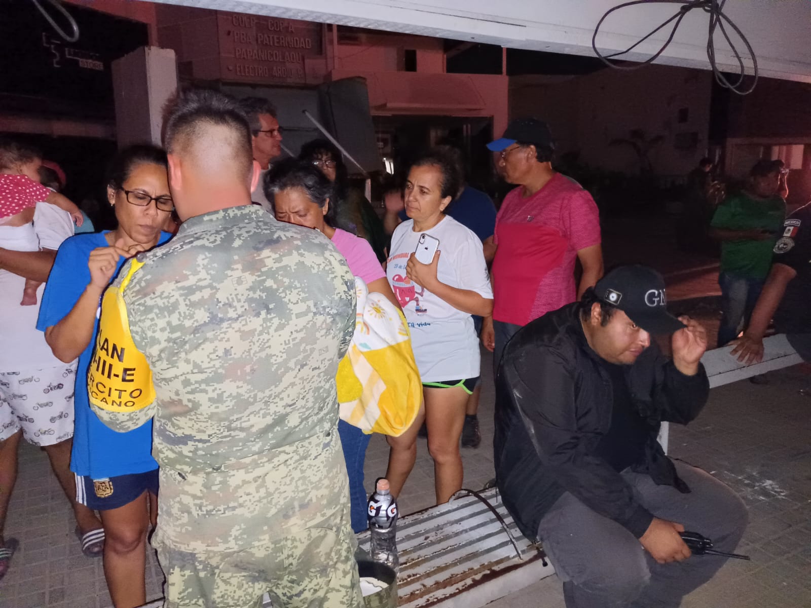Alerta elemento de Guardia Nacional de asaltos a unidades con víveres en Guerrero