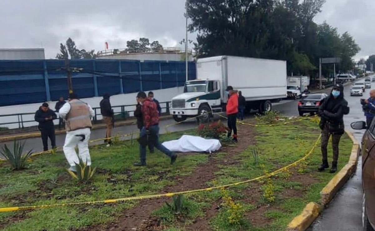 Pareja de asaltantes falla y uno muere: intentaron robar coche pero era de policías vestidos de civil