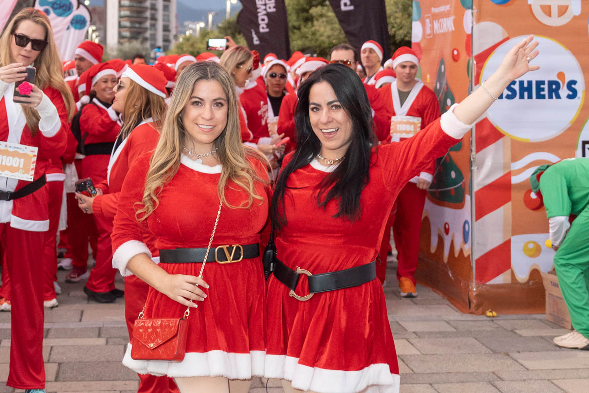 La exitosa Santa Run 2025