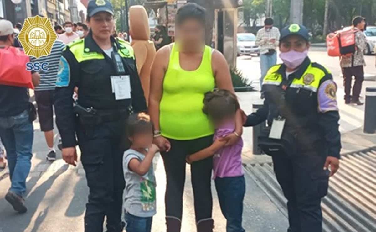 Policías de tránsito auxilian a menor extraviada en calles del Centro Histórico de la CDMX 