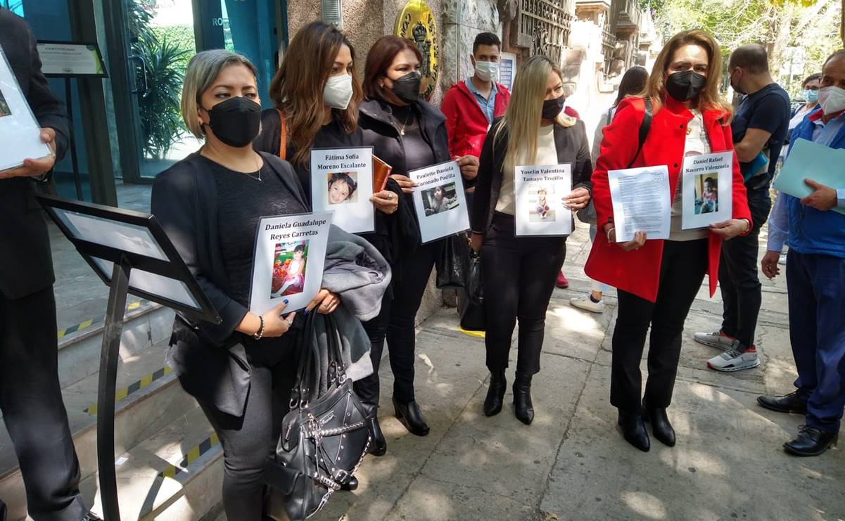 Padres de niños de la Guardería ABC protestan contra postulación de Claudia Pavlovich como cónsul