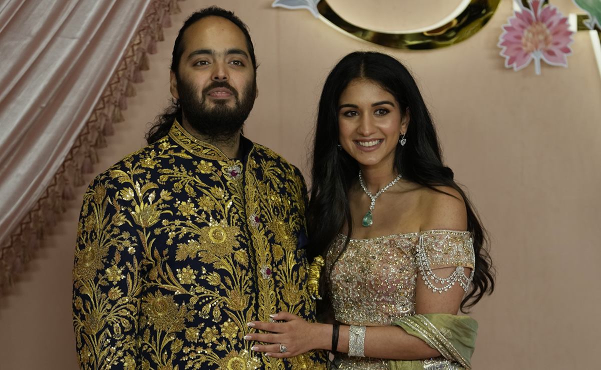 Invitaciones de 7 mil dólares: Las escandalosas cifras de la boda del hijo de Mukesh Ambani, el hombre más rico de Asia