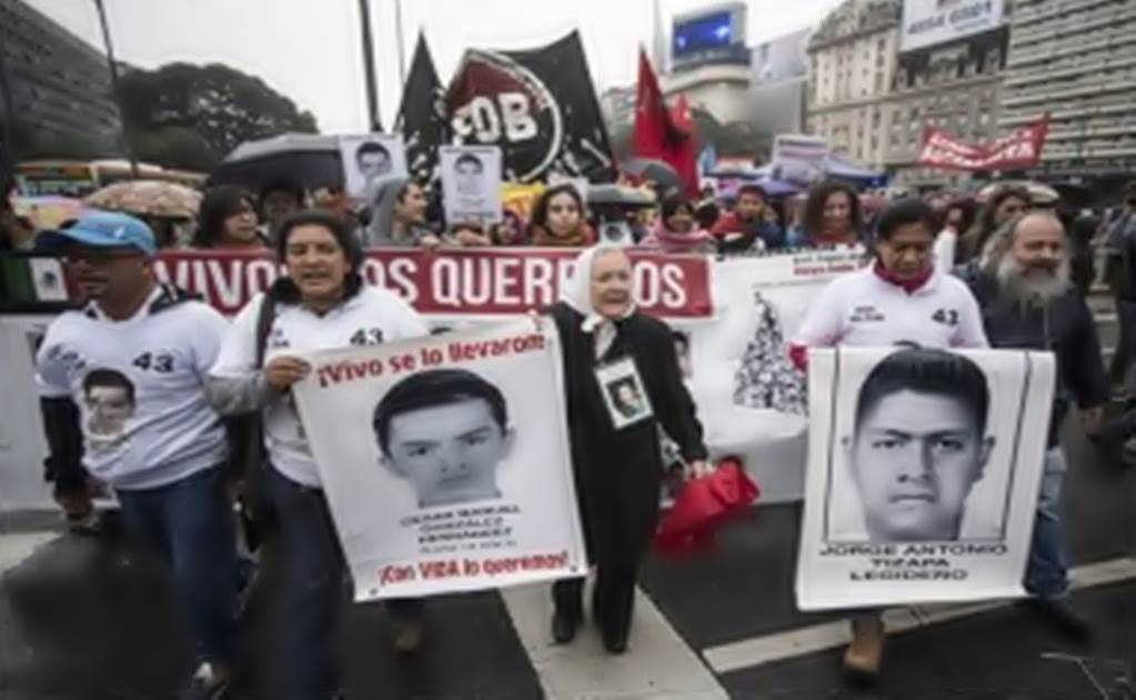 Ayotzinapa protest takes place in Buenos Aires