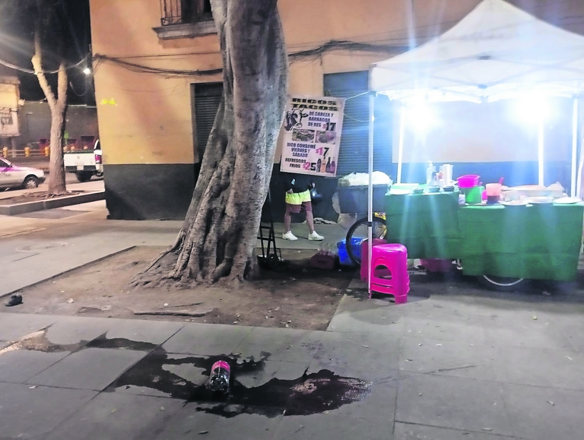 Disparan contra dos exreos en la Plaza Garibaldi